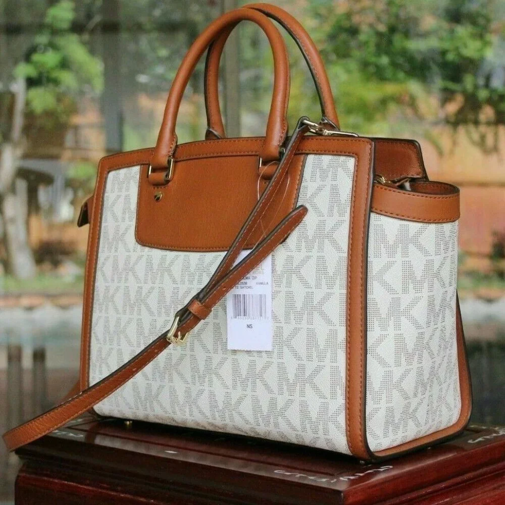 MICHAEL KORS SELMA ZIP LARGE VANILLA LOGO LUGGAGE LEATHER SATCHEL BAG NWT! - Picture 5 of 9